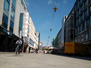 Fußgängerzone Saarbrücken, Foto Harald Kreutzer