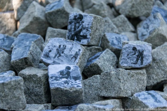 "einer dieser Steine kann helfen" by Gerda Waha, Kind im Steinbruch (05) – Bild 4